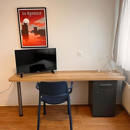 Residence Hoteliere Le Prado Libourne Bagian luar foto